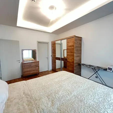 Apartamento Polat Tower Lux / Nerar To Mall Of